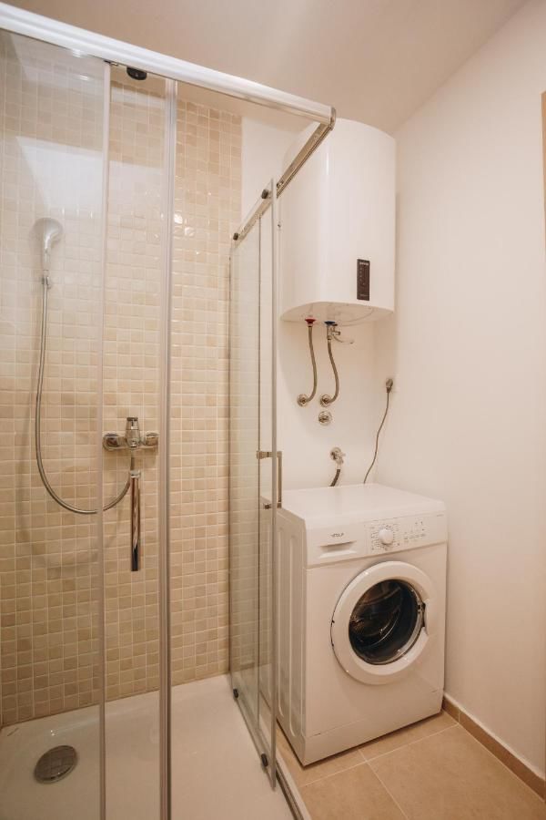 Апартаменты Apartments with swimming pool Будва-12